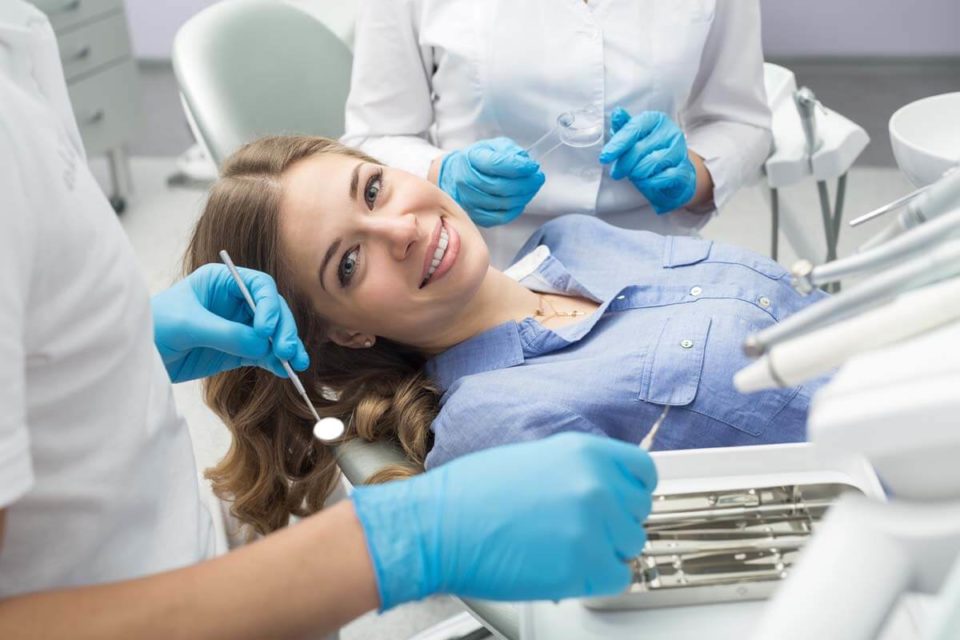 Jak pokonać strach przed dentystą i dlaczego nie warto się bać?